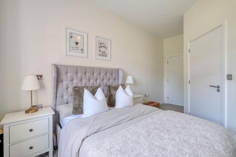 2 bedroom flat for sale, Gorcott Lane, Shirley, B90