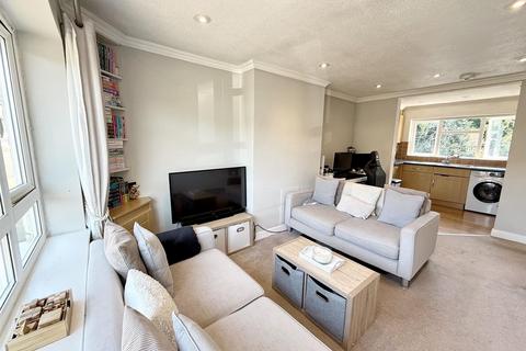 2 bedroom flat for sale, Kesterton Road, Four Oaks, Sutton Coldfield