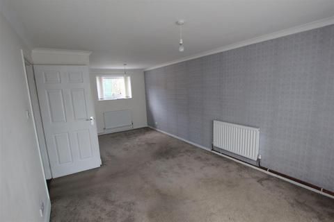 65 Balmoral Close, Stevenage, SG2 8UA