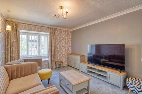 1 bedroom retirement property for sale, The Strand, St. James Court, B61