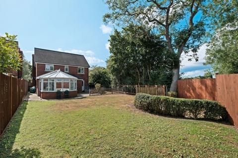 1, Roselawn Church Lane, Norton, Worcester, WR5 2PS