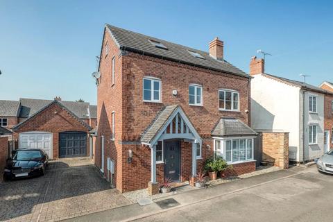 6 Queen Street, Astwood Bank, Redditch, B96 6BT