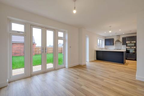 undefined, Whitford Heights, Bromsgrove, B61