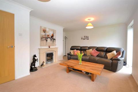 3 bedroom detached house for sale, Binghams Road, Crossways, Dorchester