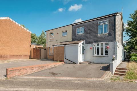 Miranda Close, Rednal, B45