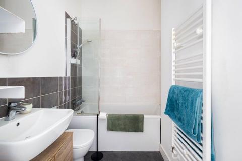 1 bedroom flat for sale, Shaft Apartments, 12 Richard Tress Way, Bow, London, E3