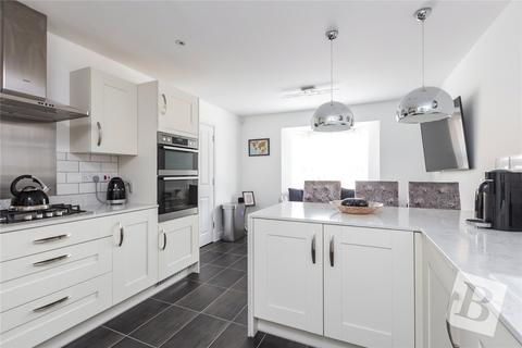 5 bedroom detached house for sale, Claremont Crescent, Rayleigh, Essex, SS6