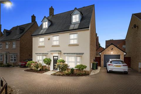 5 bedroom detached house for sale, Claremont Crescent, Rayleigh, Essex, SS6