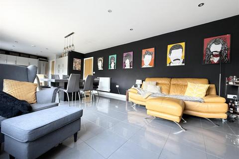 undefined, Henson Close, Whetstone LE8
