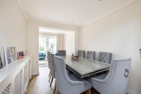 undefined, Wroxham Way, Harpenden