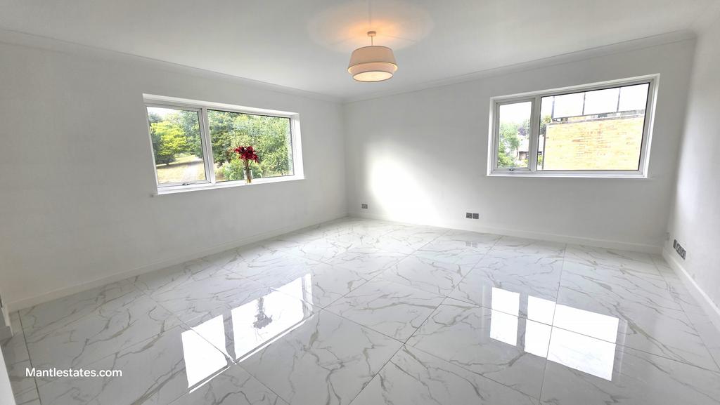 3 bedroom flat