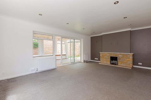 undefined, Stompits Road, Maidenhead SL6