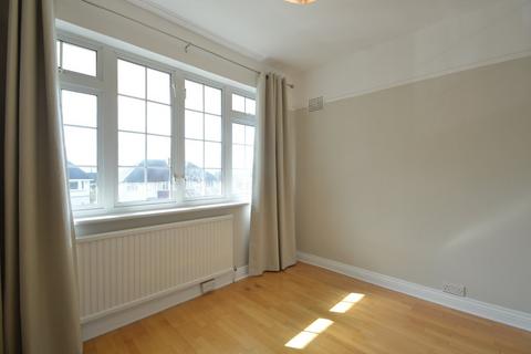 2 bedroom maisonette to rent, Castleview Road, WEYBRIDGE, KT13