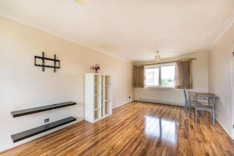 undefined, Sunnydene Gardens, Wembley HA0