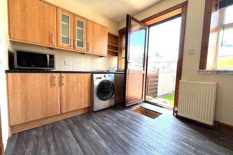 3 bedroom semi-detached house to rent, Elmfield Terrace, Old Aberdeen, Aberdeen, AB24