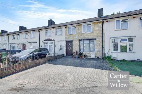 3 bedroom terraced house for sale, Rowney Gardens, Dagenham, Essex