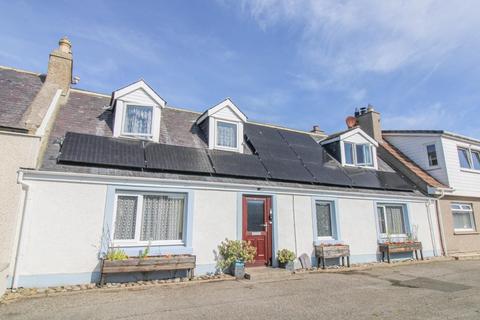 4 bedroom terraced house for sale, 14 Bank Street, Balintore, Tain