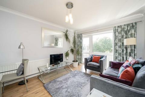 2 bedroom flat for sale, Hamilton Road, London W5
