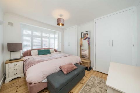 101 Worple Road, Isleworth, TW7 7HT
