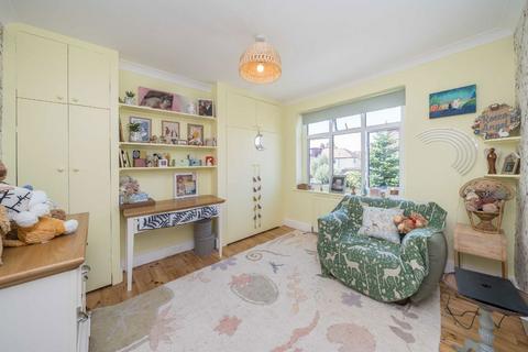 101 Worple Road, Isleworth, TW7 7HT