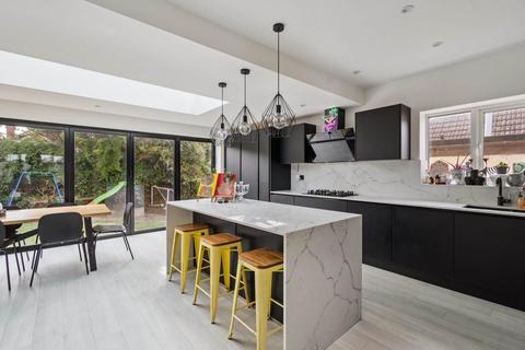 3 bedroom semi-detached house for sale, Little Bushey Lane, Bushey