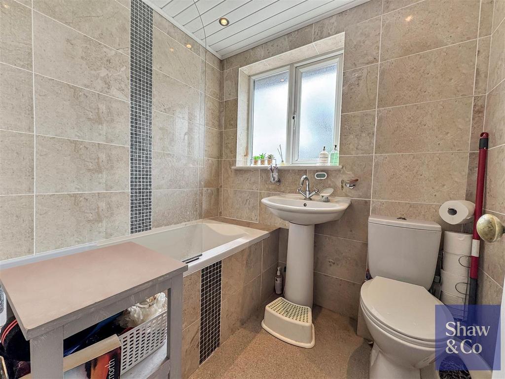 Bathrooom.jpeg