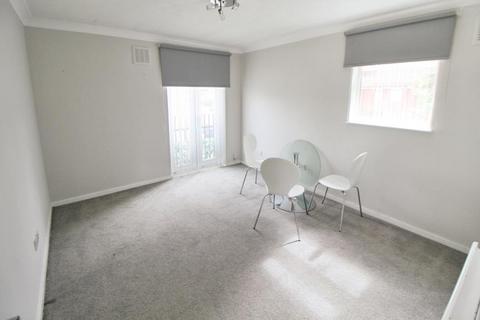 1 bedroom flat for sale, Boveney Close, Cippenham