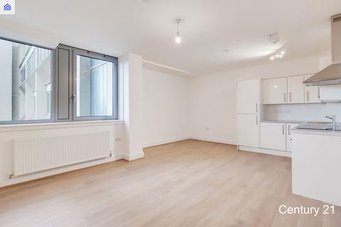 2 bedroom flat to rent, Wigham House