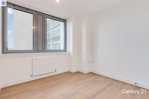 2 bedroom flat to rent, Wigham House