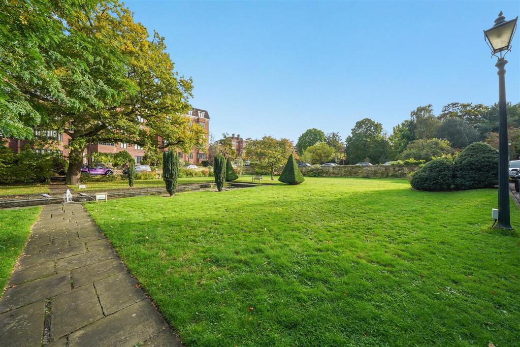 Girton House
