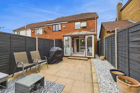 68 Mill Meadow, Northampton, NN2 7DR