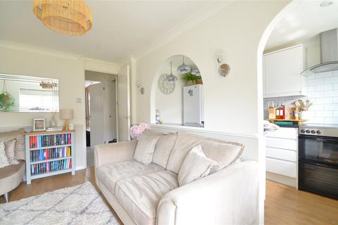 41 Elm Drive, East Grinstead, RH19 3UH