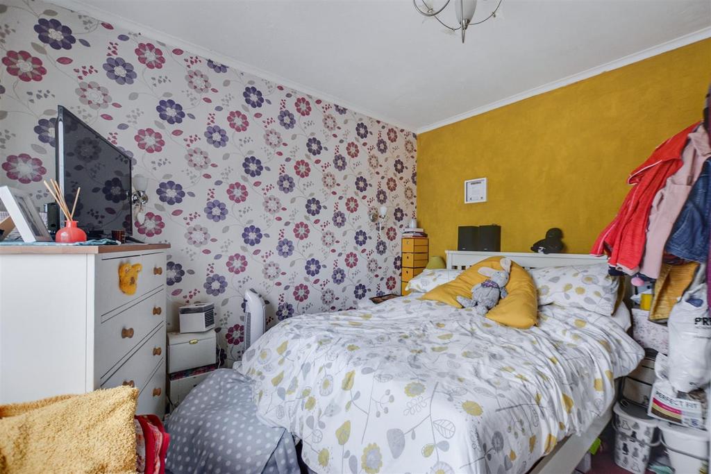 Bedroom 1 1.jpeg