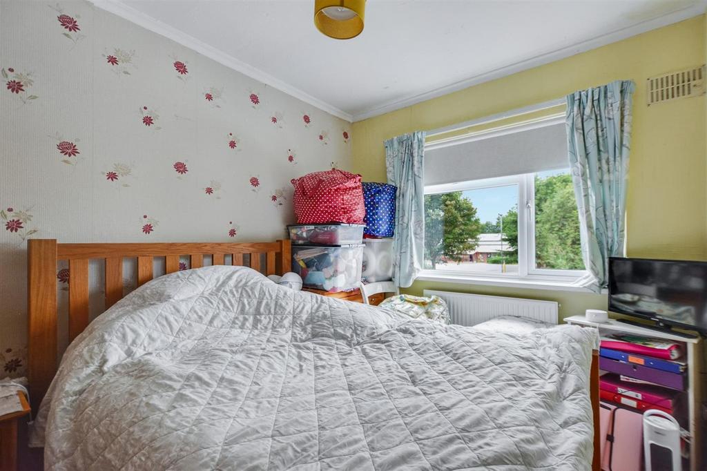 Bedroom 2 1.jpeg