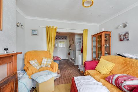 3 bedroom semi-detached house for sale, Grenville Drive, Stapleford, Nottingham