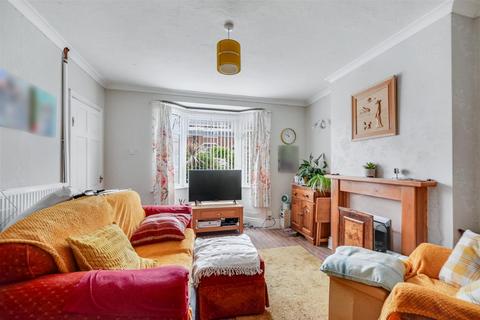 3 bedroom semi-detached house for sale, Grenville Drive, Stapleford, Nottingham