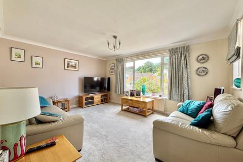 9 Venture Close, Bexhill-on-sea, TN40 1TU