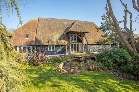 4 bedroom detached house to rent, North Stream, Marshside, Canterbury, CT3
