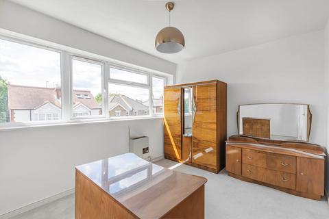 undefined, Belgrade Road, Hampton TW12