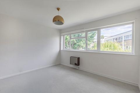 undefined, Belgrade Road, Hampton TW12