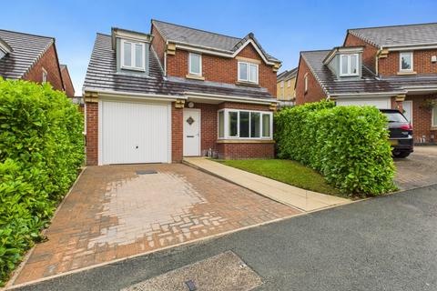 4 bedroom detached house for sale, Viner Way, Hyde, SK14 3ET
