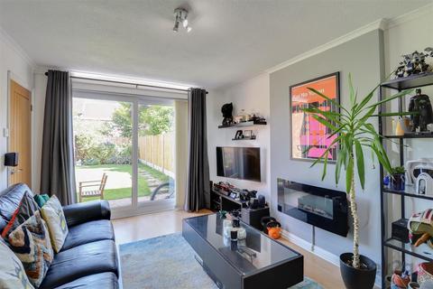 48 Halfway Drive, Halfway, Sheffield, S20 4TH