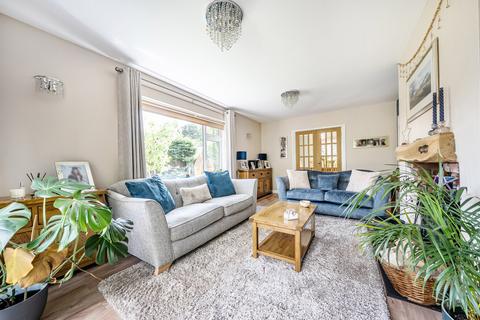 4 bedroom detached house for sale, Vicarage Road, Rhydymwyn, Mold