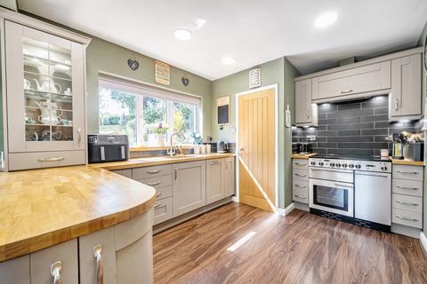 4 bedroom detached house for sale, Vicarage Road, Rhydymwyn, Mold