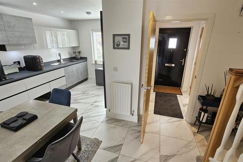 3 bedroom semi-detached house for sale, Thornfield Way, Aslockton