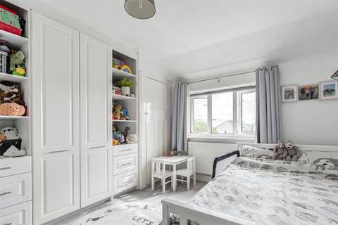22 Southdownview Road, Worthing, BN14 8NZ