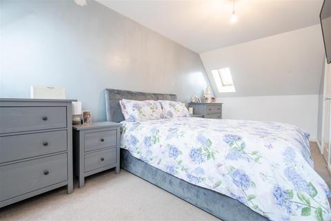 39 Rothbury Drive, Ashington, NE63 8TJ