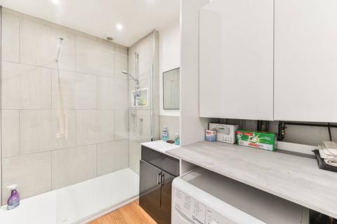 2 bedroom flat for sale, Salford Road, Telford Park, London, SW2