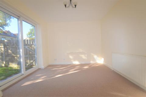 1 bedroom terraced bungalow to rent - Duchywood, Heaton, Bradford