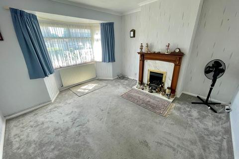 3 bedroom semi-detached house for sale, Belton Avenue, Wednesfield, Wolverhampton, WV11